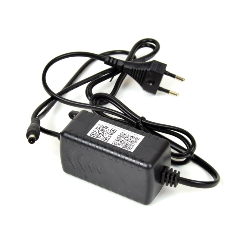 Блок живлення Faraday Electronics 24W/12V/2A (Довжина мережевого кабелю: 0.4 м, Довжина вихідного кабелю: 0.55 м)