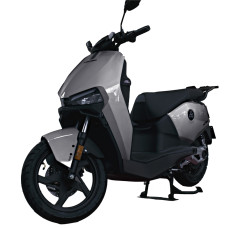 Купити Електроскутер SARKCYBER HC200 CBS Flash Silver. Системи безпеки для дому та офісу. Магазин RG-Group. Системи відеонагляду та охоронні сигналізації. Продаж та послуги встановлення