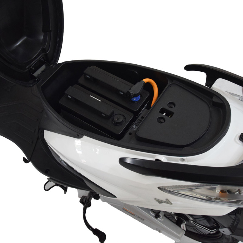 Електроскутер LVNENG LX01. 2020W 60V29Ah