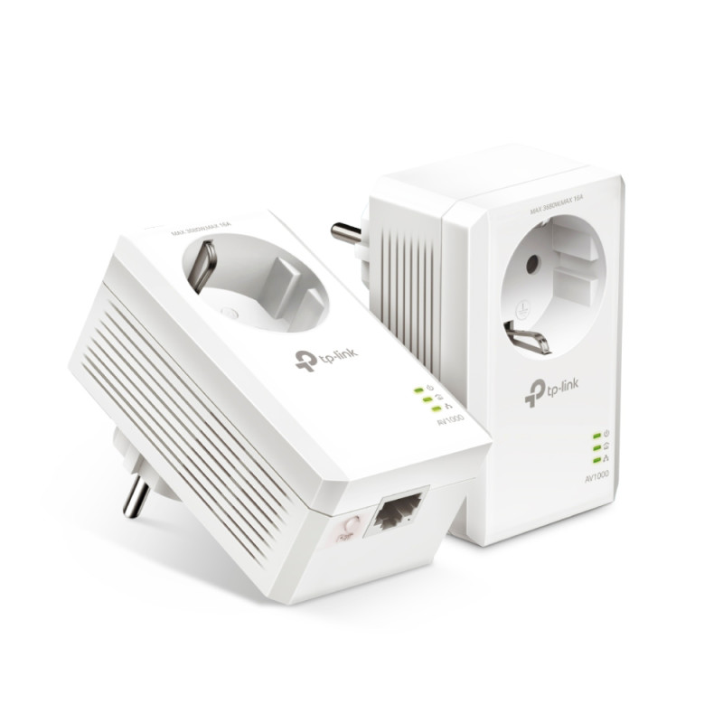 Купити Комплект адаптерів TP-Link Powerline TL-PA7017P KIT із вбудованою розеткою. Системи безпеки для дому та офісу. Магазин RG-Group. Системи відеонагляду та охоронні сигналізації. Продаж та послуги встановлення
