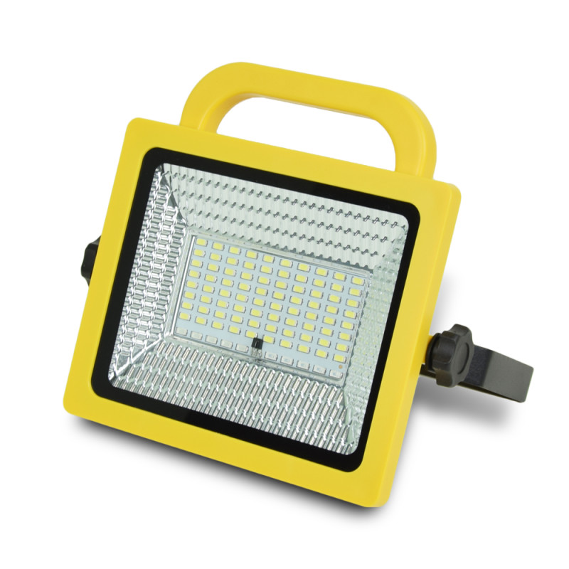 Купити Переносний акумуляторний LED прожектор Superfire FS11. Системи безпеки для дому та офісу. Магазин RG-Group. Системи відеонагляду та охоронні сигналізації. Продаж та послуги встановлення