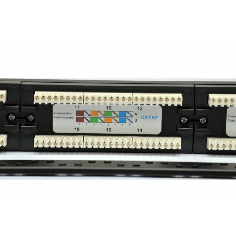 Патч-панель CMS 19" 24хRJ-45 UTP, кат. 5e з організатором кабелю