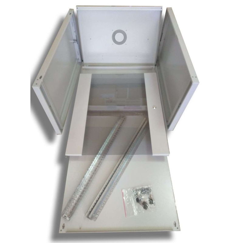 Шафа серверна Hypernet 15U 600 x 600 WMNC66-15U-FLAT для мережевого обладнання